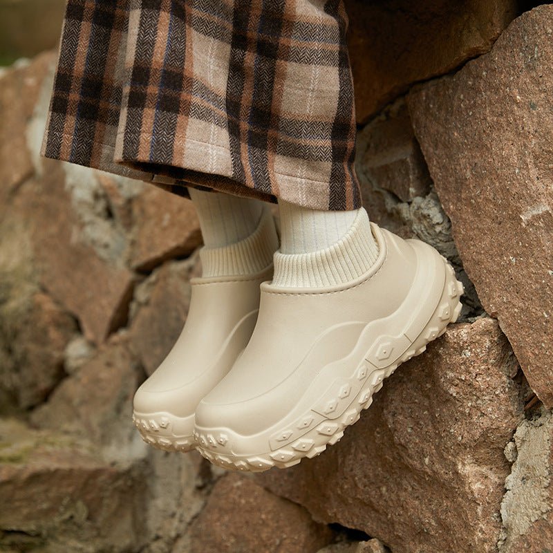 Furry Bang - MissMojo's