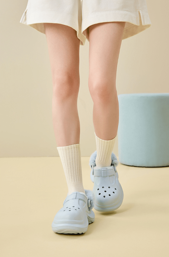 Furry LILY - MissMojo's